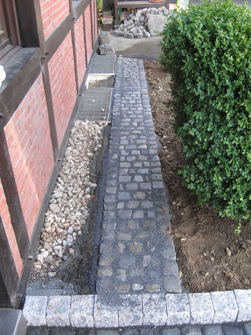 10 – KLEIN | Garten & Stein